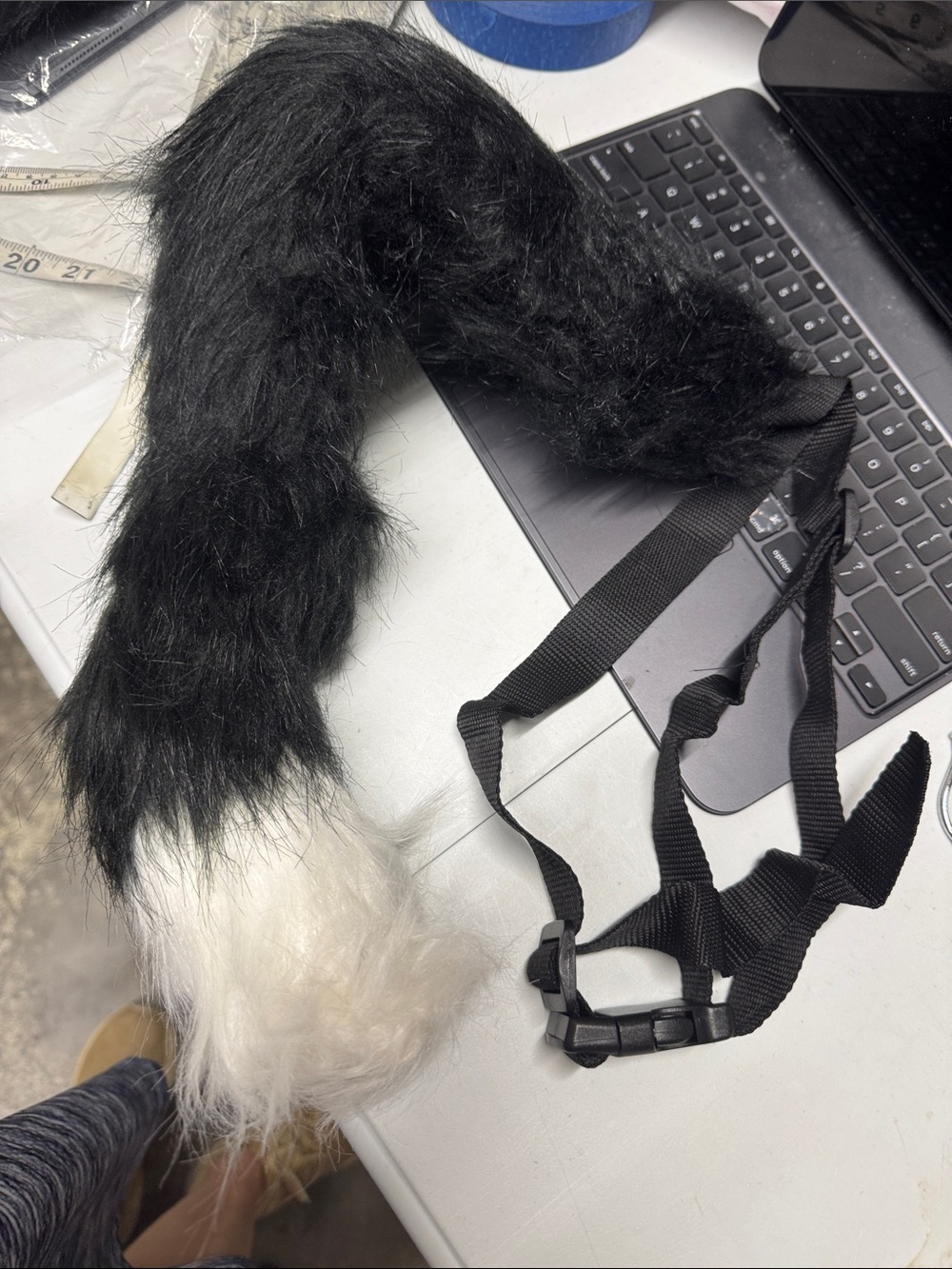 5 pc Furry Costume Therian Mask and Tail Kit, Atiofber Paws Gloves - Picture 8 of 9